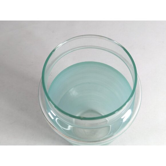 Large 1950s glass cocktail shaker Robins egg blue sides with chromed top - Picture 9 of 10